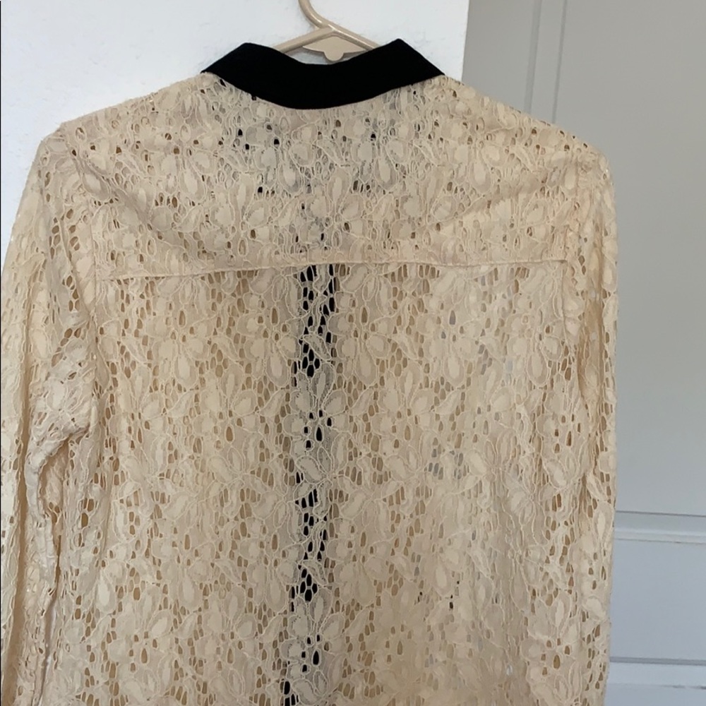 Lace button up - Picture 4 of 4
